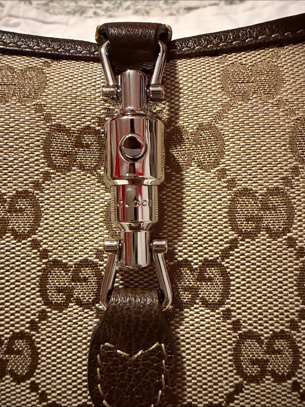 Jackie Slim Medium Shoulder Bag - Picture 4 of 9
